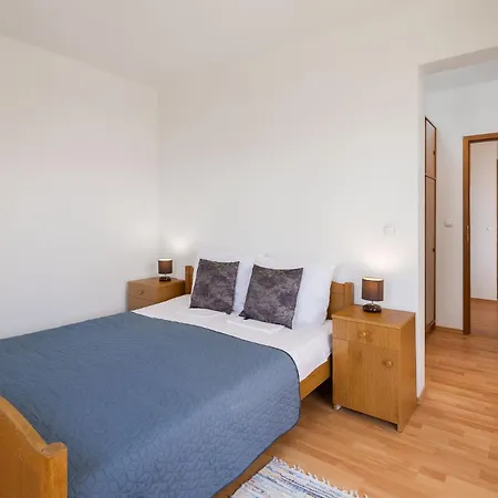 Apartment Peric *