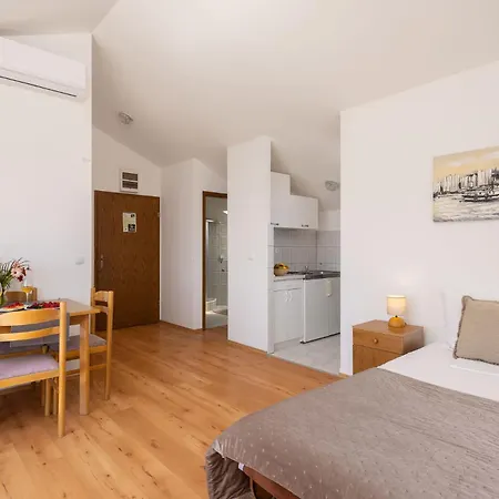 Apartment Peric